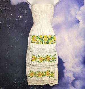 Vintage Sunflower Embroidered Smocked Midi Dress Boho Cottagecore S M